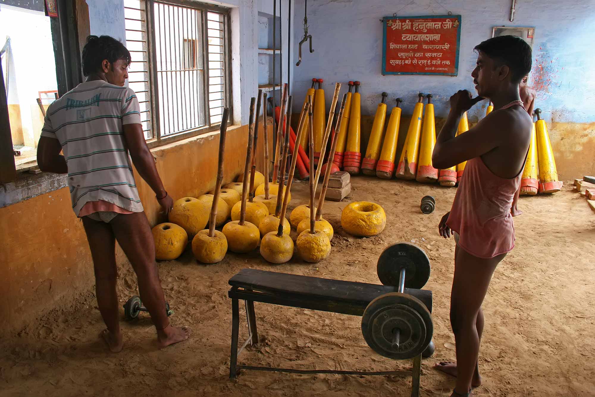 gym-in-varanasi-india