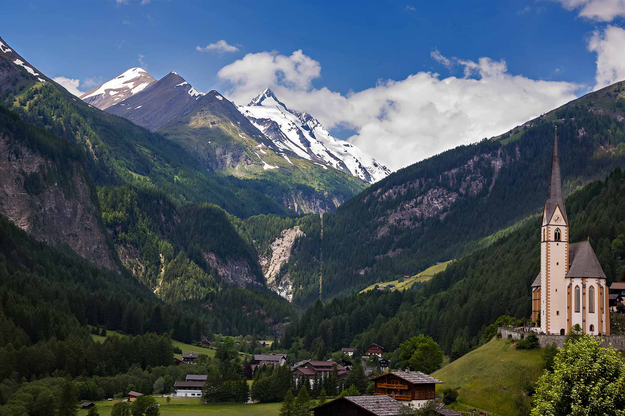 Heiligenblut at the Grossglockner in Carinthia. © Ulli Maier & Nisa Maier