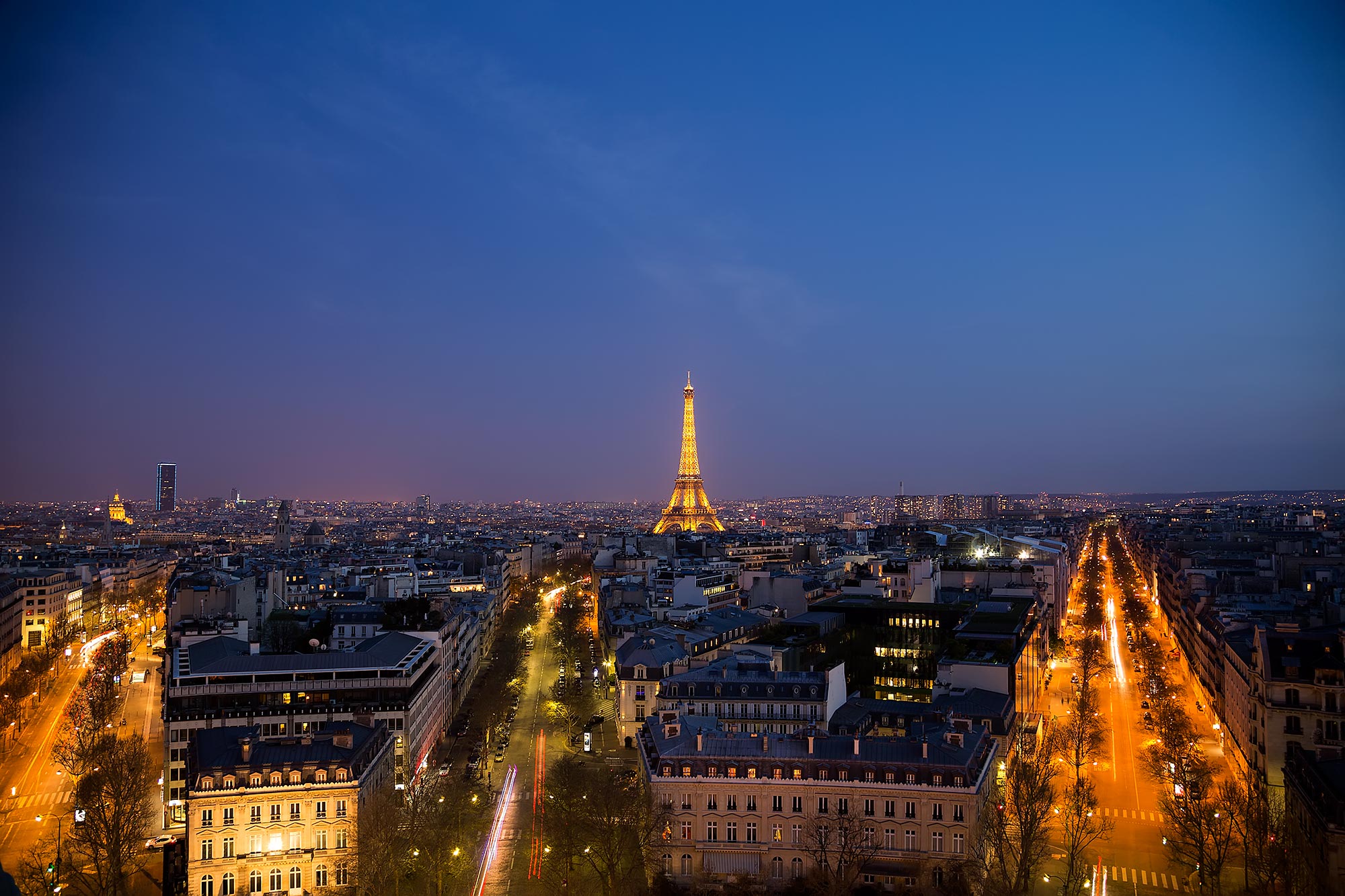 The Eiffel Tower in Paris, France. © Ulli Maier & Nisa Maier