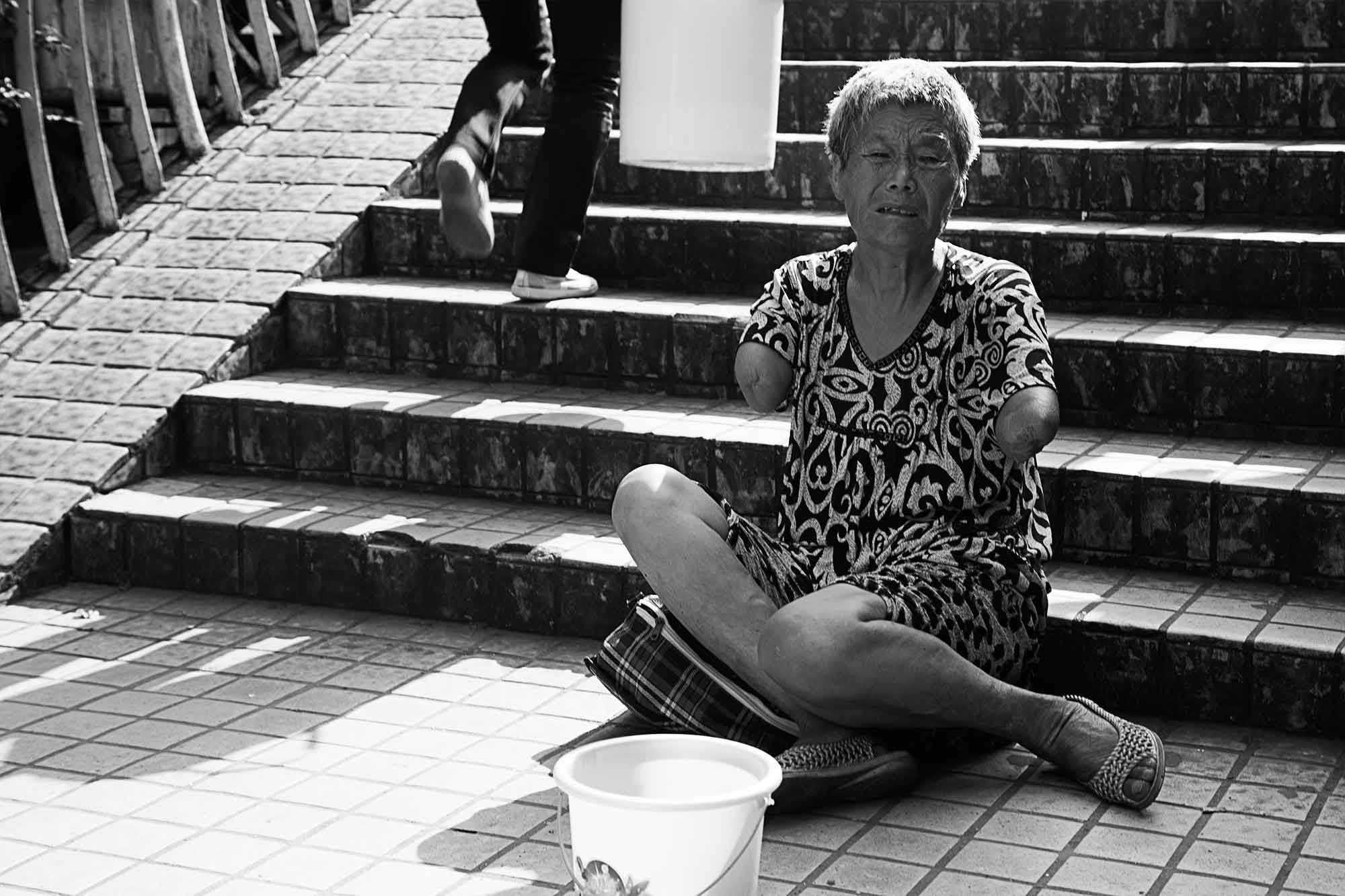 disabled-woman-guangzhou-china