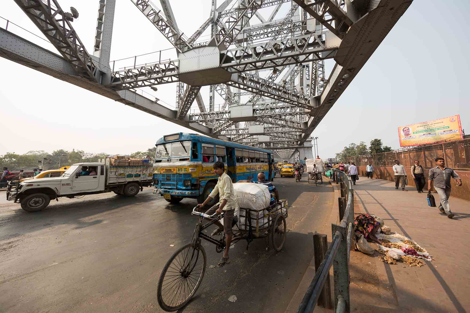 howrah-bridge-kolkata-india