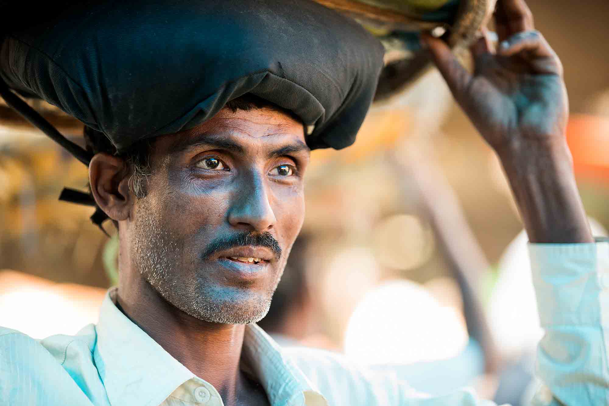 portrait-Mechhua-Fruit-Market-worker-kolkata-india-2