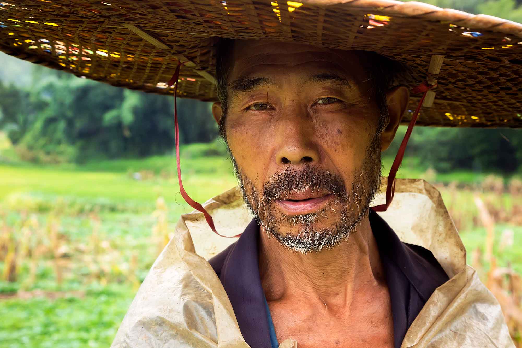 The hanging coffins are interesting no doubt, but the experiences we had with the local people, as well as the atmosphere and nature of the Luobiao area deserves just as much attention. © ULLI MAIER & NISA MAIER